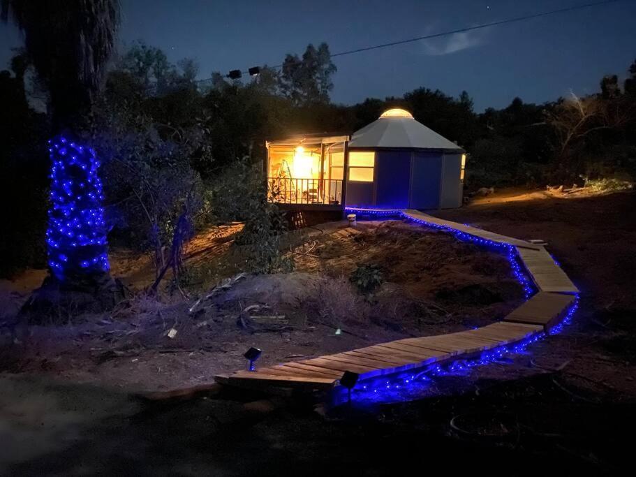 Glamping-Sky Dome Yurt-Tiny House-2 By Lavenders Field Βίλα Valley Center Εξωτερικό φωτογραφία
