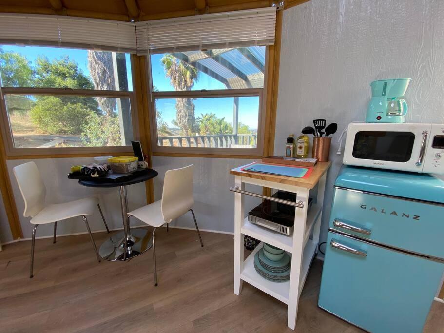 Glamping-Sky Dome Yurt-Tiny House-2 By Lavenders Field Βίλα Valley Center Εξωτερικό φωτογραφία